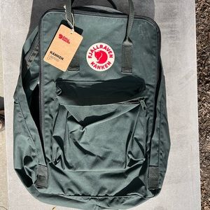 NWT Fjallraven Kanken laptop bag (17”)